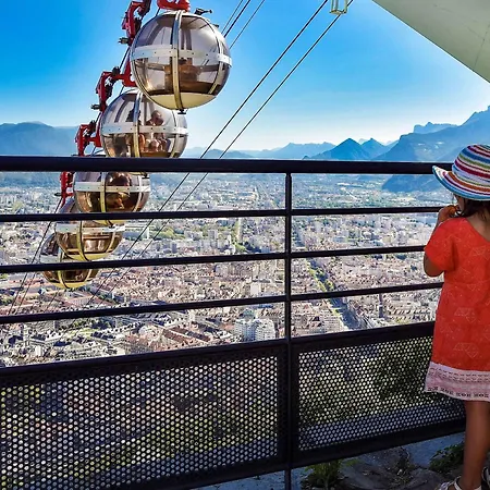 Ibis Centre Bastille 3*