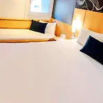 Ibis Centre Bastille מלון