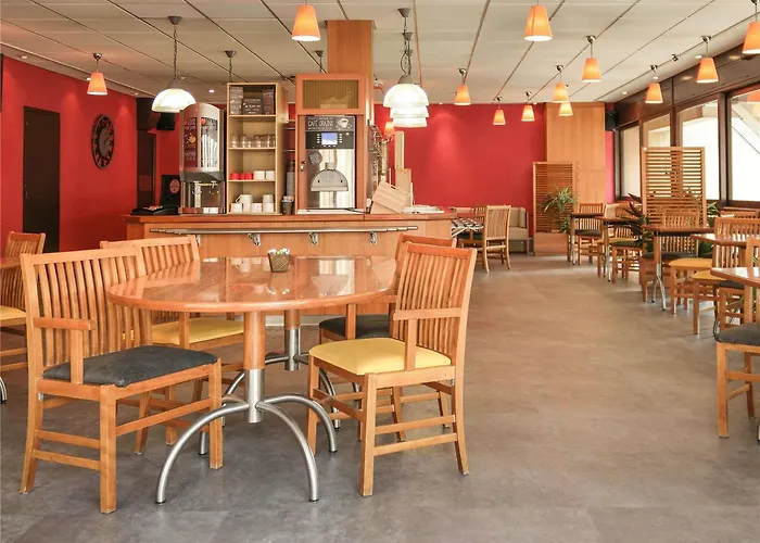 Ibis Centre Bastille 3*